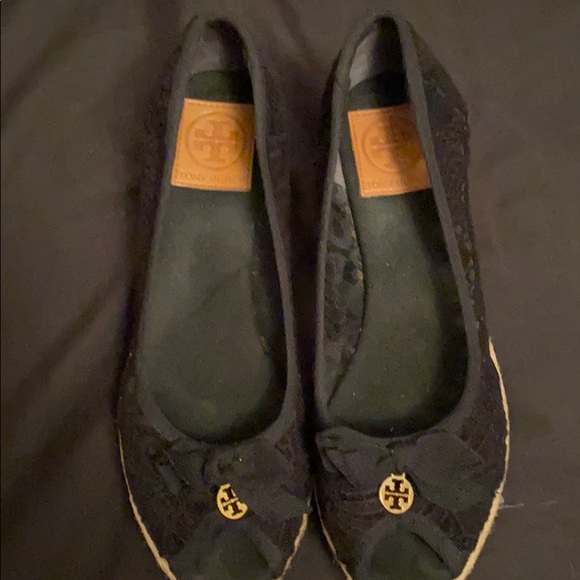 Like new Tory Burch black wedges - Picture 2 of 5
